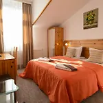 Vezyuva House Szálloda 3*