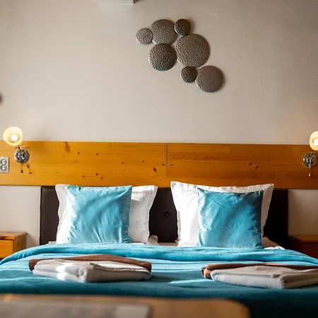 Veziova House Hotel 3*
