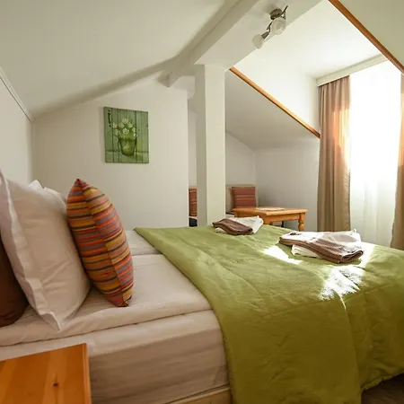 Veziova House Hotel