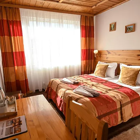 Veziova House מלון 3*