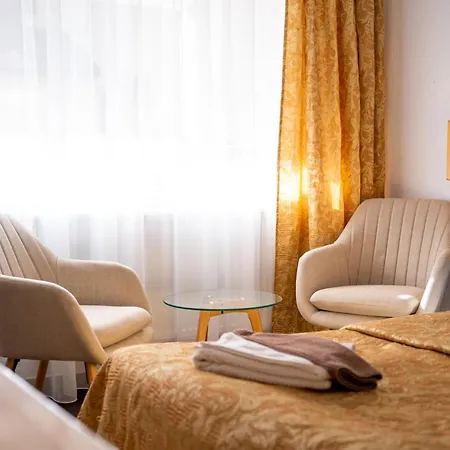 Veziova House 3*