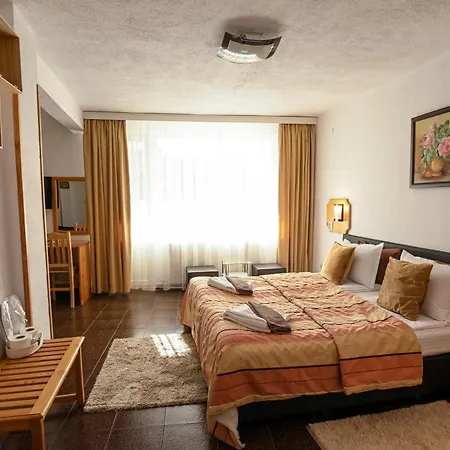 Veziova House מלון 3*