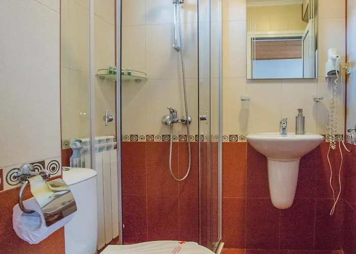 Szálloda Vezyuva House 3*